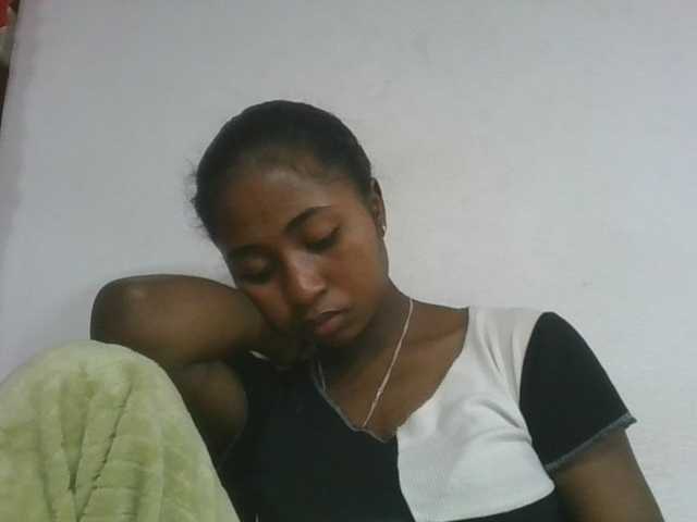 Marinah1a live cam on BongaCams