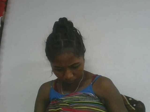 Marinah1a live cam on BongaCams