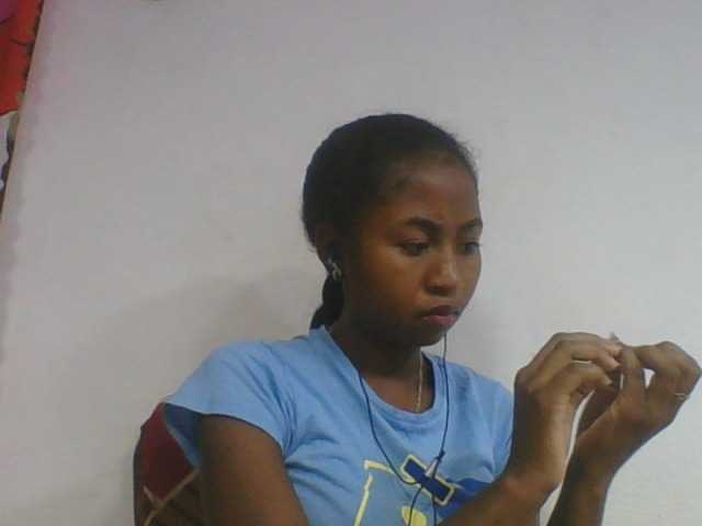 Marinah1a live cam on BongaCams