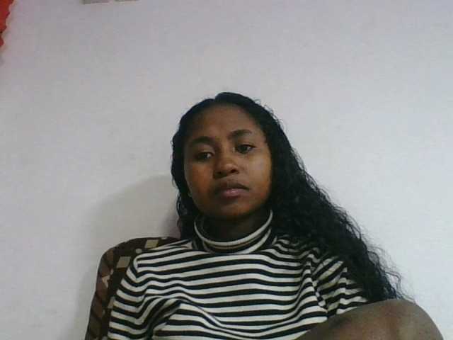 Marinah1a live cam on BongaCams