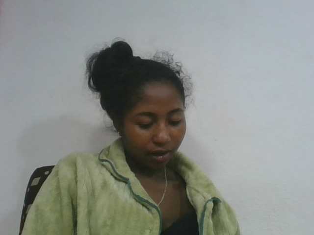 Marinah1a live cam on BongaCams