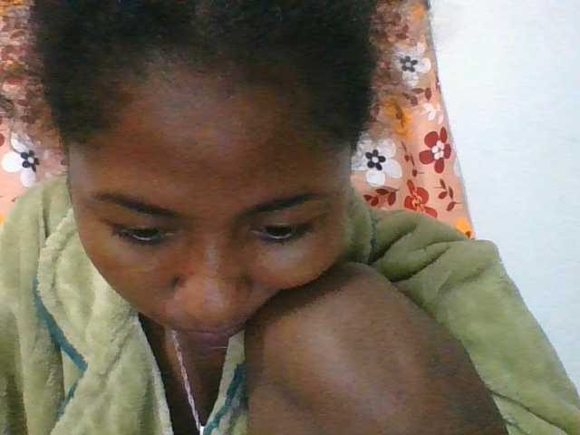 Marinah1a live cam on BongaCams