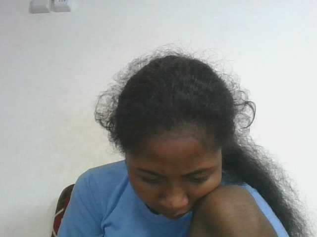 Marinah1a live cam on BongaCams