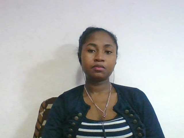 Marinah1a live cam on BongaCams
