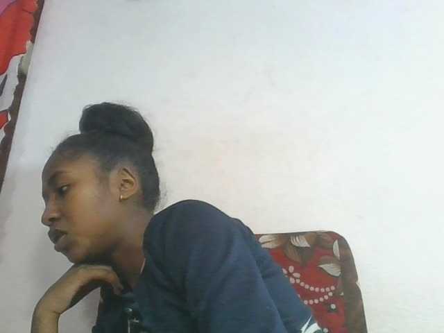 Marinah1a live cam on BongaCams
