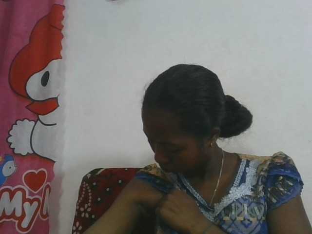 Marinah1a live cam on BongaCams