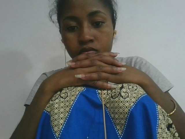 Marinah1a live cam on BongaCams