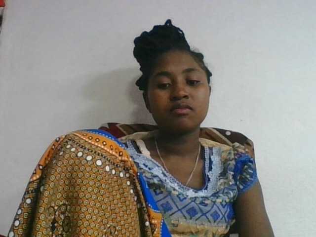 Marinah1a live cam on BongaCams