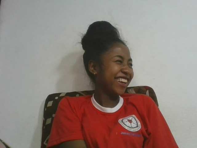 Marinah1a live cam on BongaCams