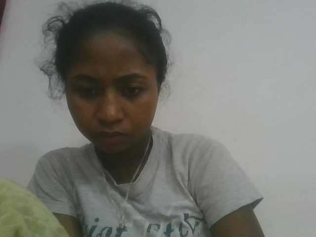 Marinah1a live cam on BongaCams