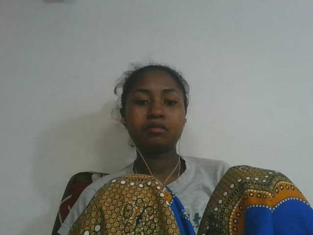 Marinah1a live cam on BongaCams