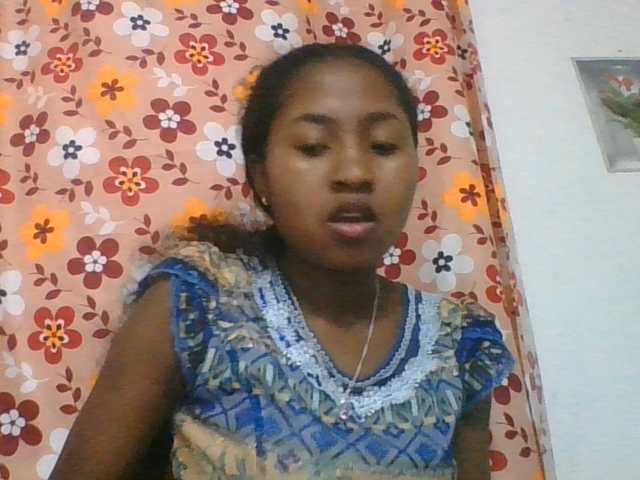 Marinah1a live cam on BongaCams