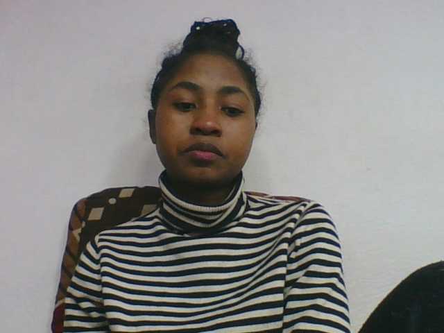 Marinah1a live cam on BongaCams