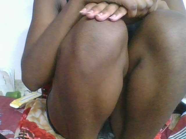 Marinah1a live cam on BongaCams