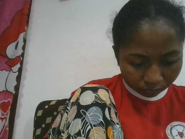 Marinah1a live cam on BongaCams
