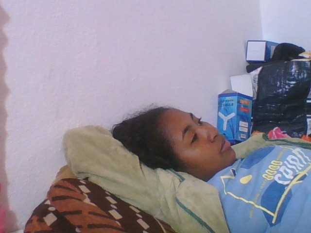 Marinah1a live cam on BongaCams