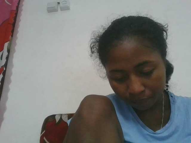 Marinah1a live cam on BongaCams