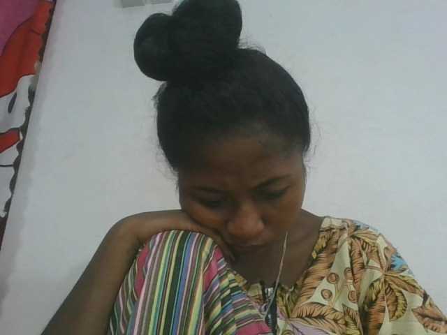 Marinah1a live cam on BongaCams
