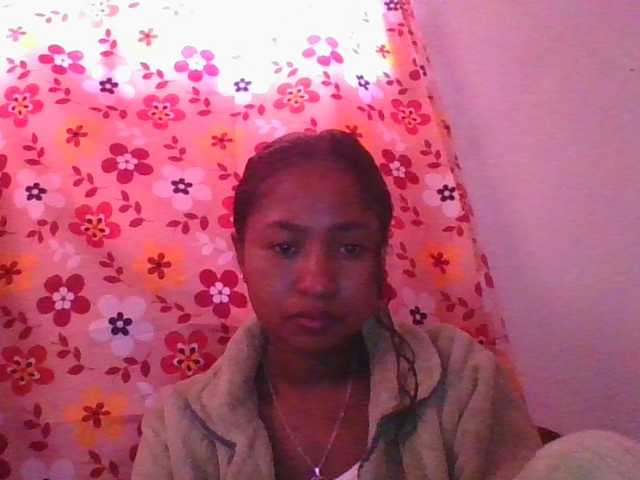 Marinah1a live cam on BongaCams