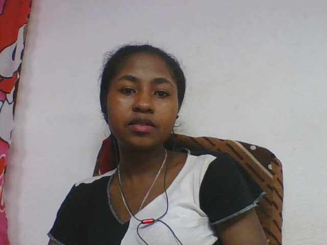 Marinah1a live cam on BongaCams