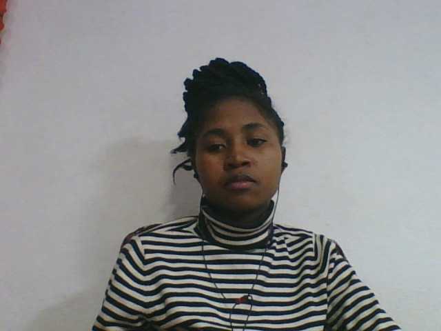 Marinah1a live cam on BongaCams