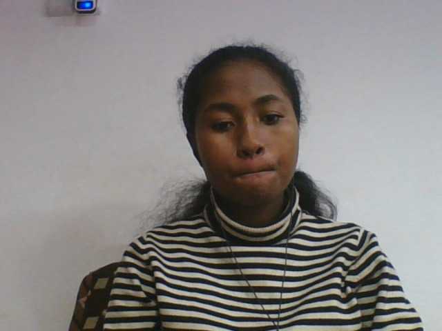 Marinah1a live cam on BongaCams