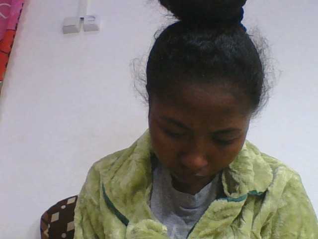 Marinah1a live cam on BongaCams