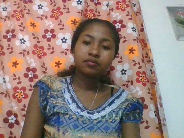 Marinah1a live cam on BongaCams