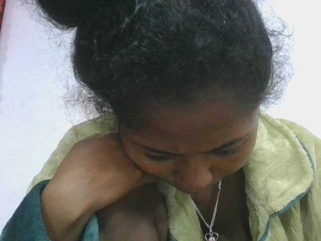 Marinah1a live cam on BongaCams