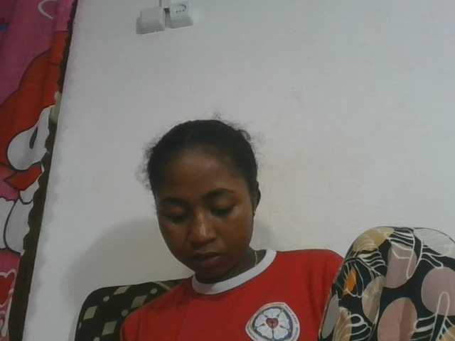 Marinah1a live cam on BongaCams