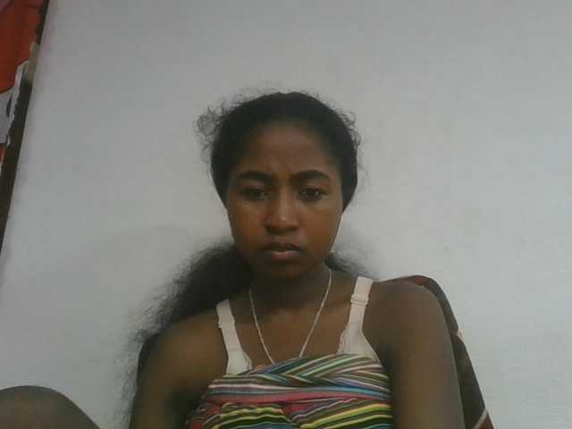 Marinah1a live cam on BongaCams