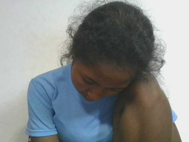 Marinah1a live cam on BongaCams