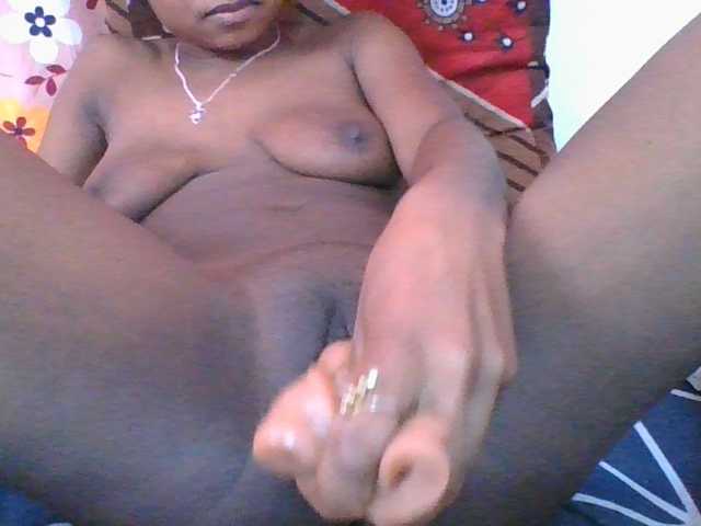 Marinah1a live cam on BongaCams