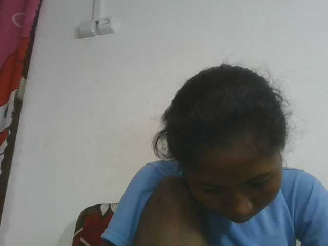 Marinah1a live cam on BongaCams