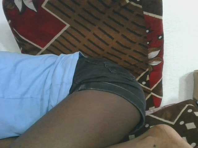 Marinah1a live cam on BongaCams