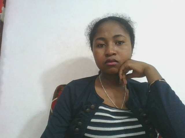 Marinah1a live cam on BongaCams