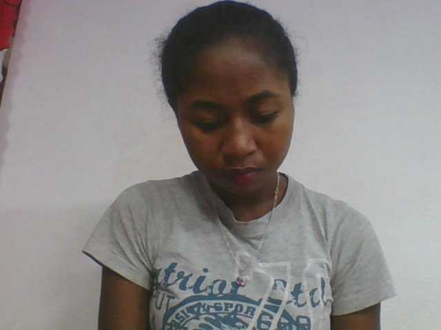Marinah1a live cam on BongaCams