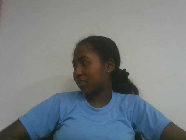 Marinah1a live cam on BongaCams