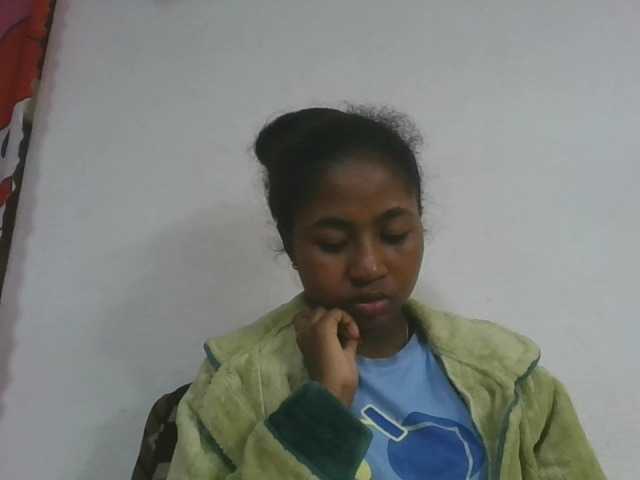 Marinah1a live cam on BongaCams