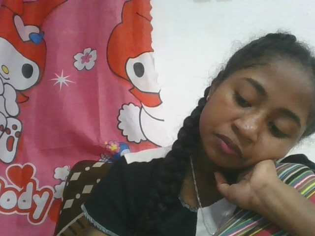 Marinah1a live cam on BongaCams