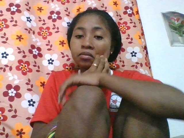 Marinah1a live cam on BongaCams