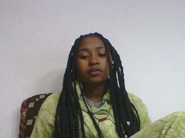 Marinah1a live cam on BongaCams