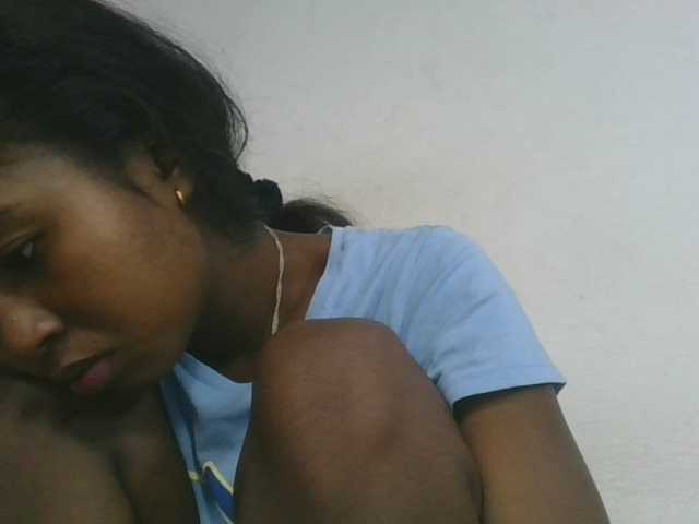 Marinah1a live cam on BongaCams