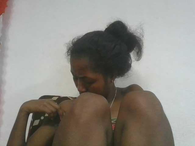 Marinah1a live cam on BongaCams