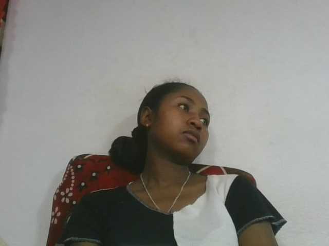 Marinah1a live cam on BongaCams