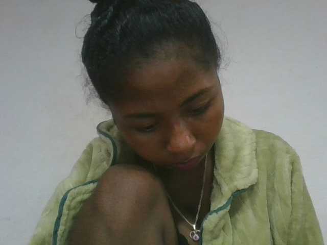Marinah1a live cam on BongaCams