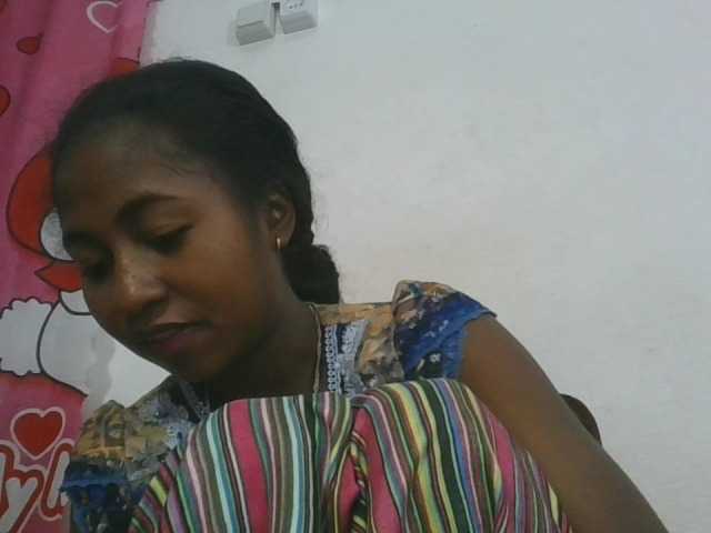 Marinah1a live cam on BongaCams