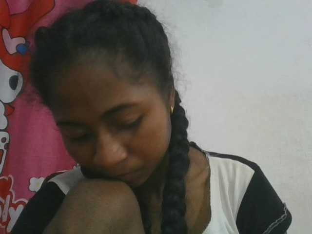 Marinah1a live cam on BongaCams