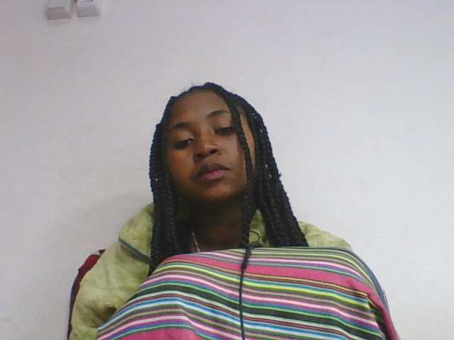 Marinah1a live cam on BongaCams