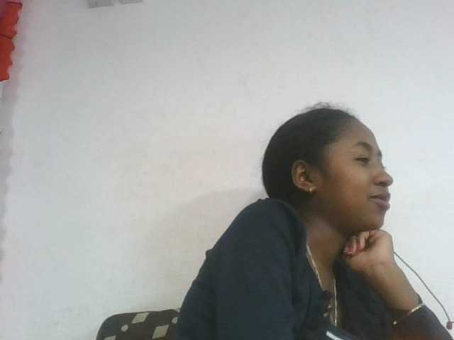 Marinah1a live cam on BongaCams